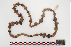Foto von Bernsteinperlenkette (NHMW-PRAE-024629)